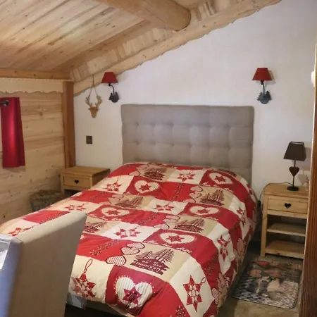 Le Refuge Des Marmottes شاليه Arêches